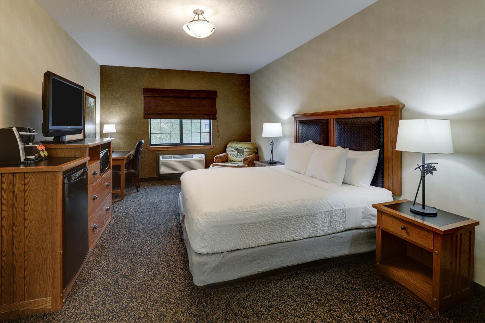 Stoney Creek Sioux Hotel